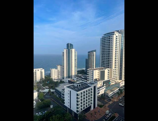 2 BEDROOM APARTMENT FOR SALE IN UMHLANGA ROCKS